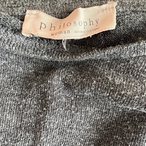 PHILOSOPHY Women’s Gray Ruffle Sleeve Blouse Fits M/L - Picture 5 of 5